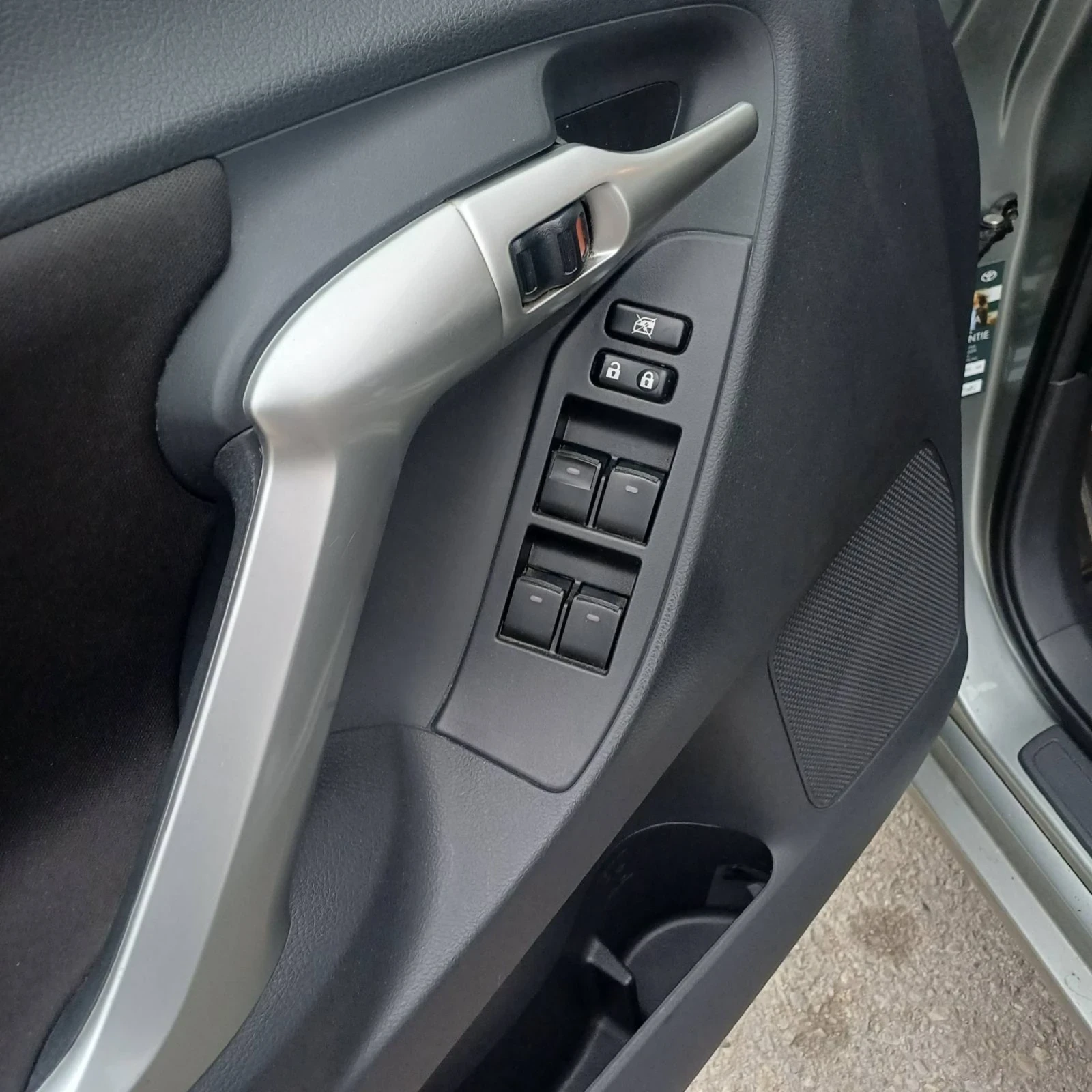 Toyota Verso  - изображение 7