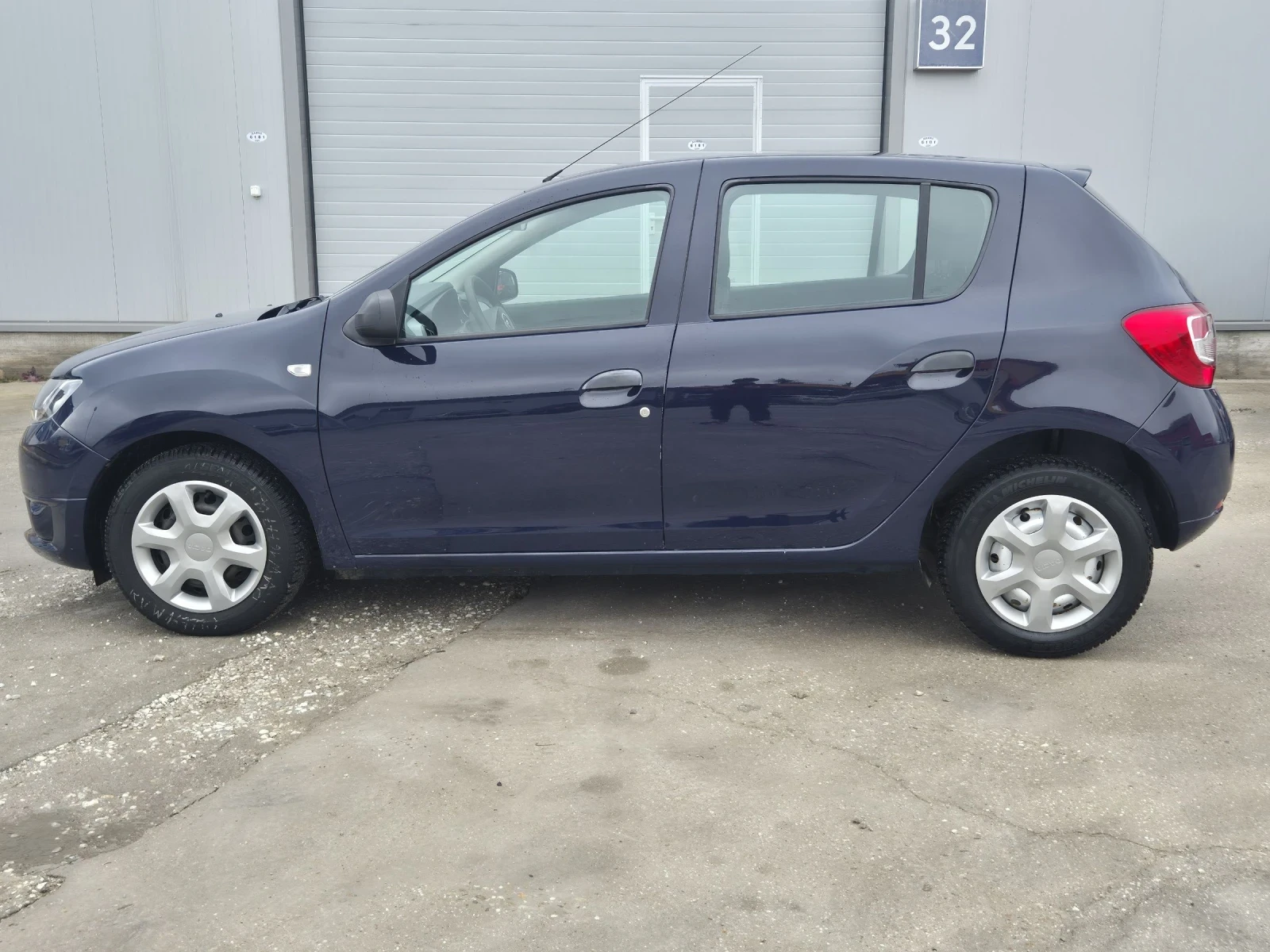 Dacia Sandero 1.2i* ����.* �������*  | Mobile.bg � ����������� 6