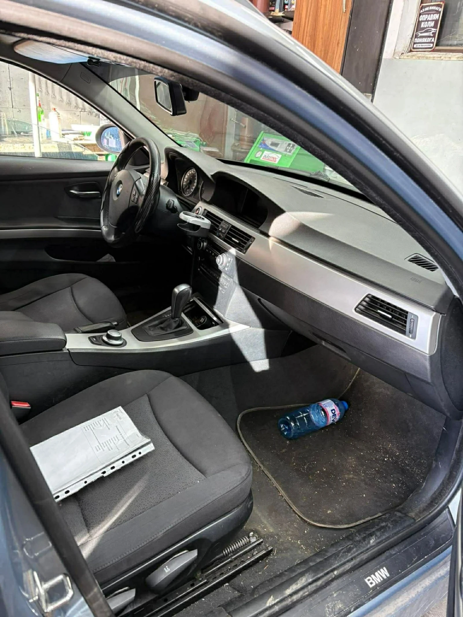 BMW 320, снимка 12 - Автомобили и джипове - 53681296