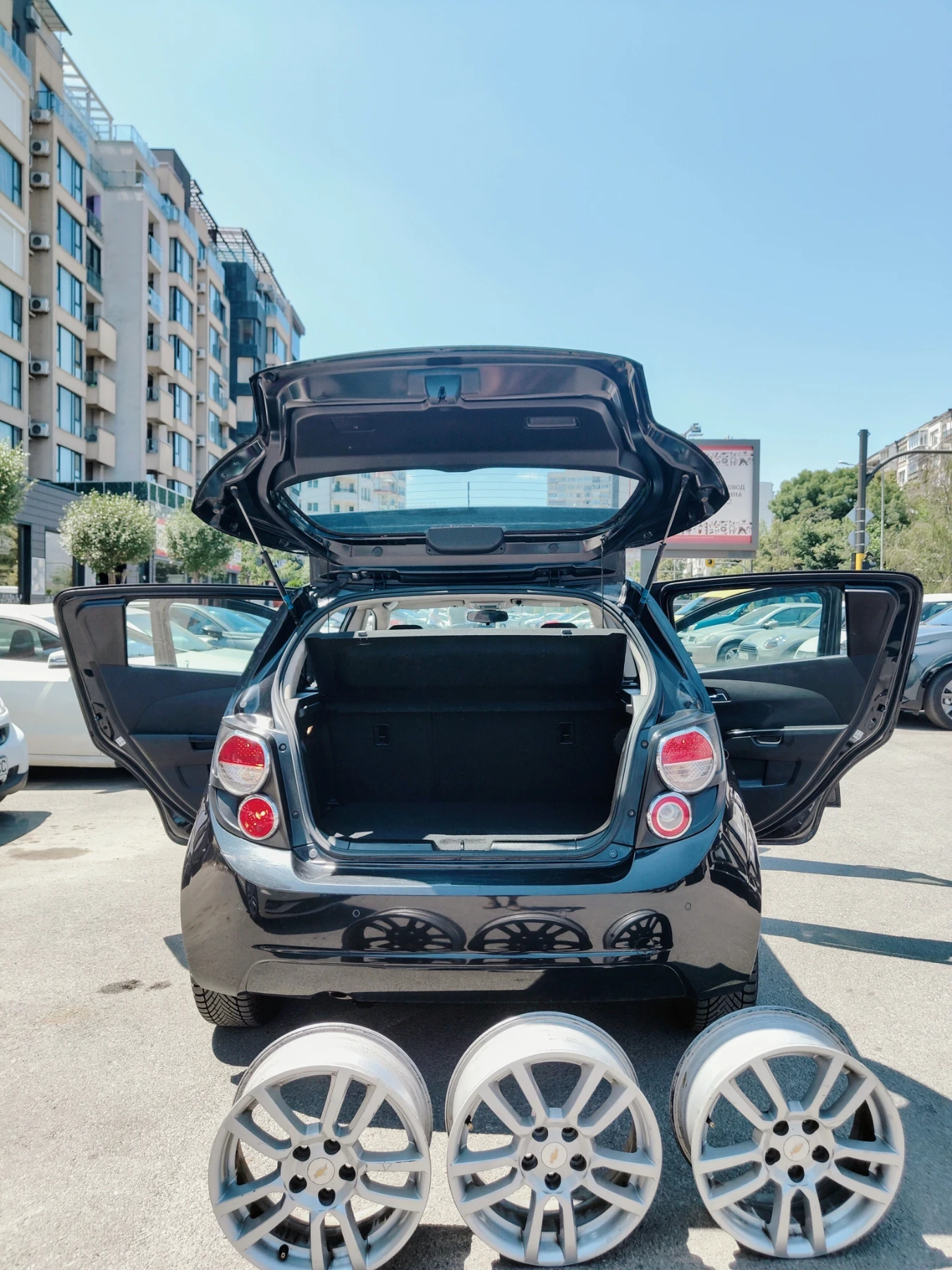 Chevrolet Aveo 1.6, снимка 4 - Автомобили и джипове - 53965146