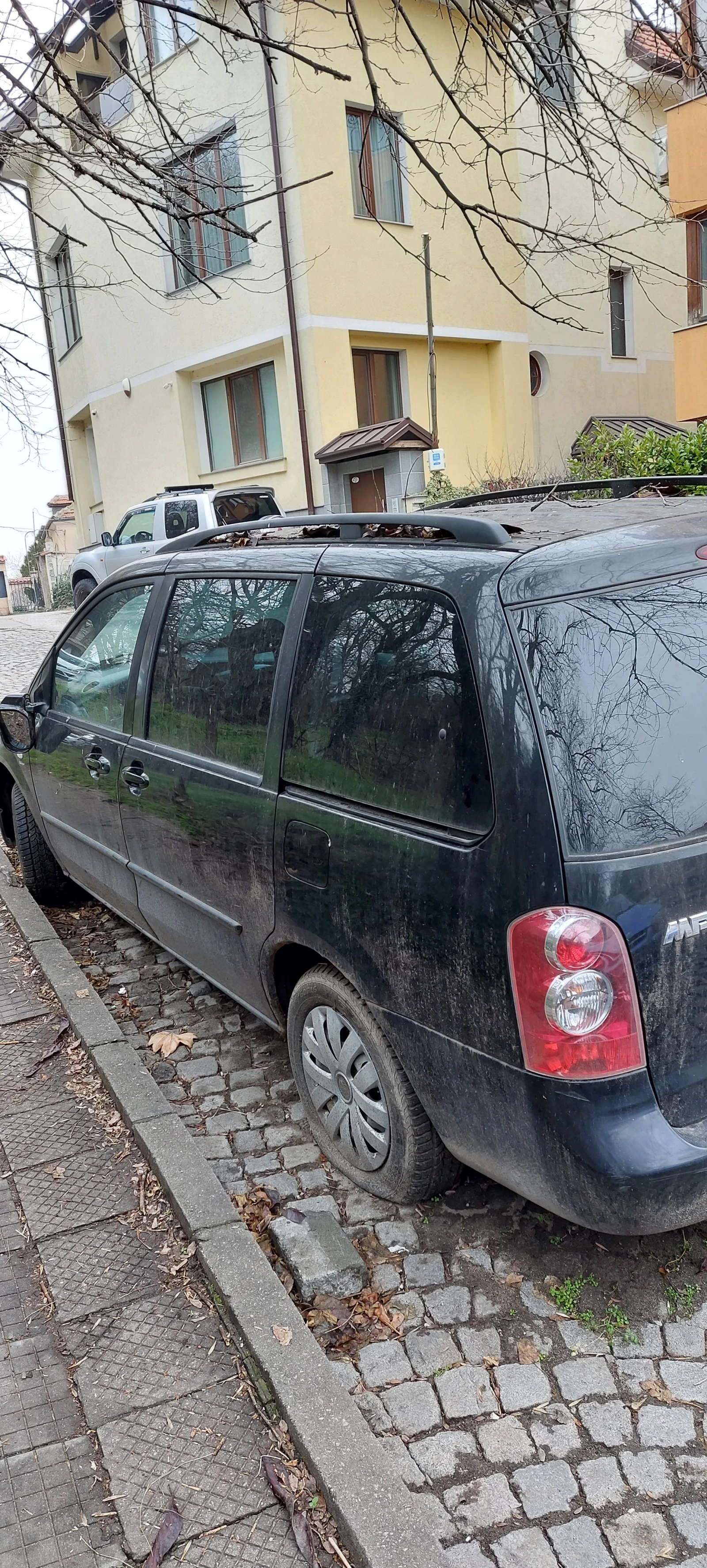 Mazda Mpv, снимка 3 - Автомобили и джипове - 54003791