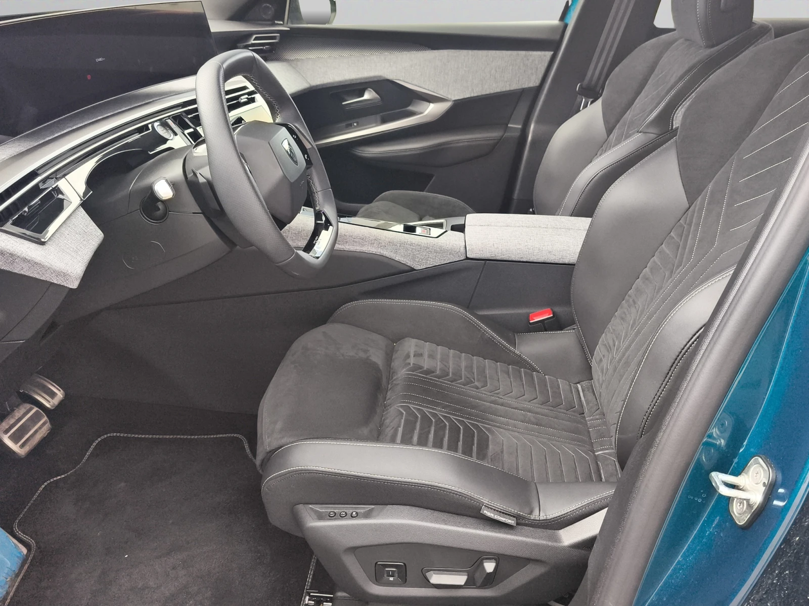 Peugeot 3008 GT Electric 157 кВ 210 к.с. // 2504108, снимка 11 - Автомобили и джипове - 54202350