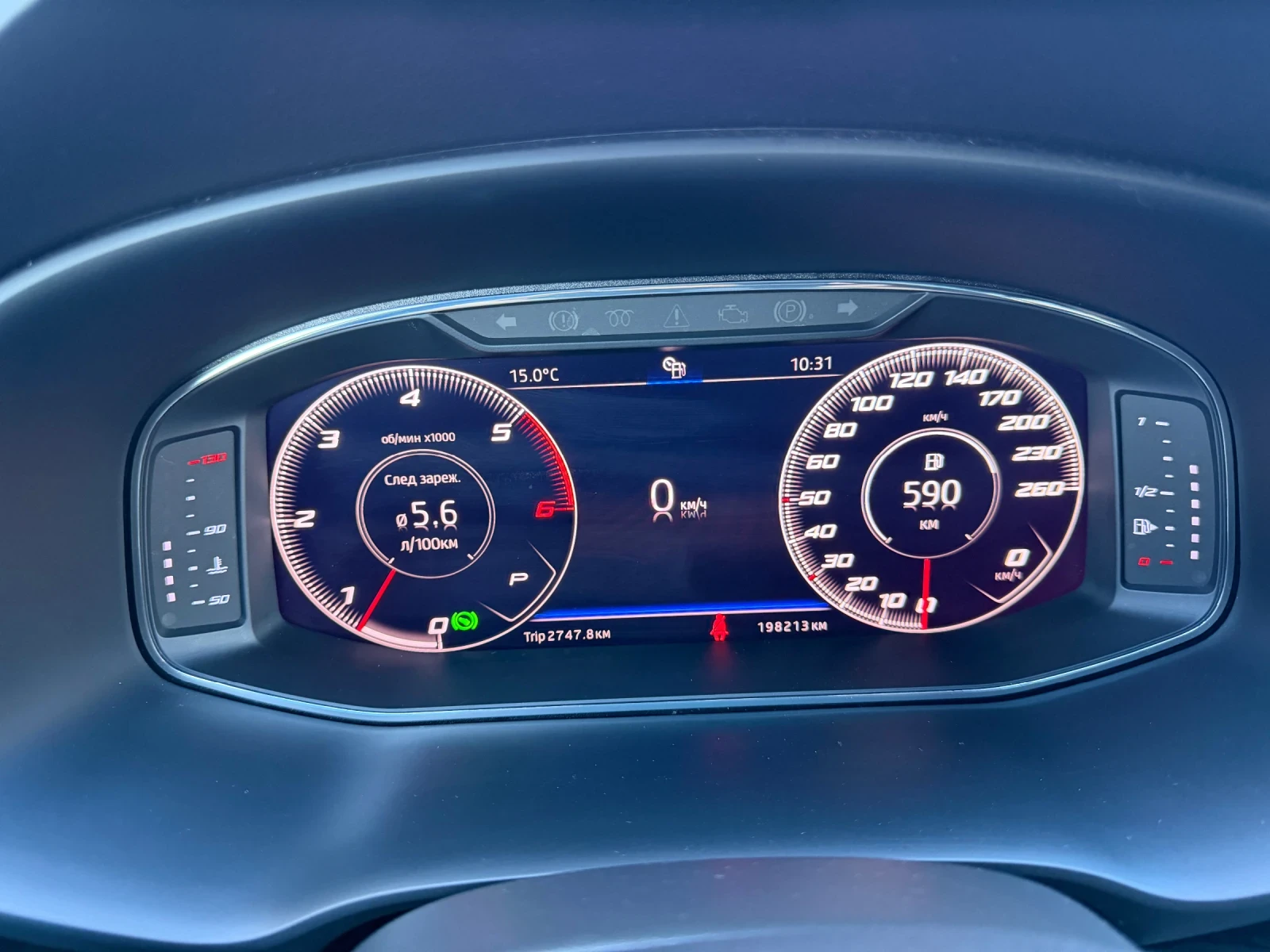 Seat Leon Tdi FR DIGITAL, DISTR., снимка 10 - Автомобили и джипове - 54316896