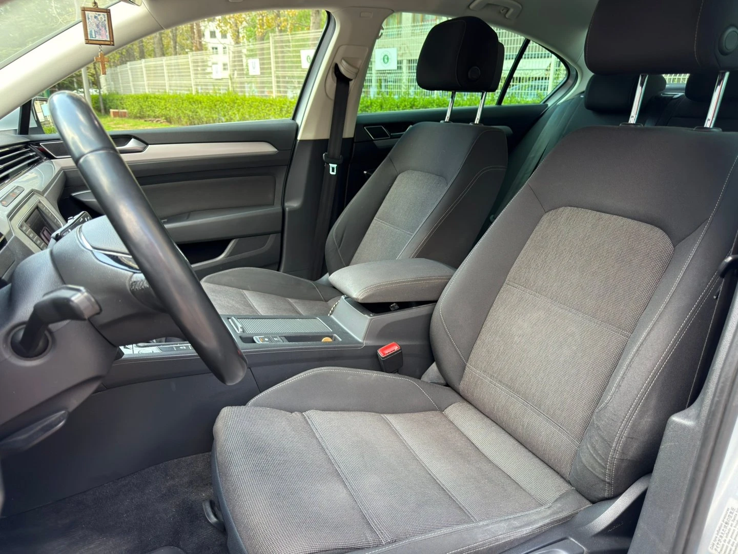 VW Taigo, снимка 14 - Автомобили и джипове - 56420687
