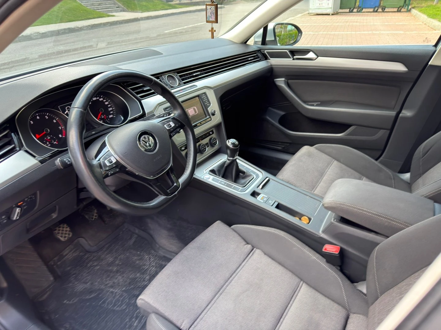 VW Taigo, снимка 11 - Автомобили и джипове - 56420687
