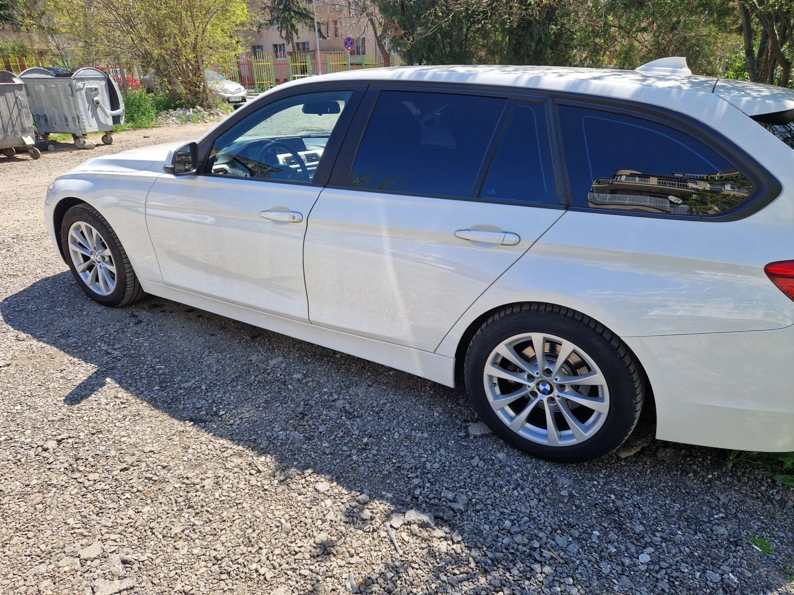 BMW 320, снимка 3 - Автомобили и джипове - 54856512