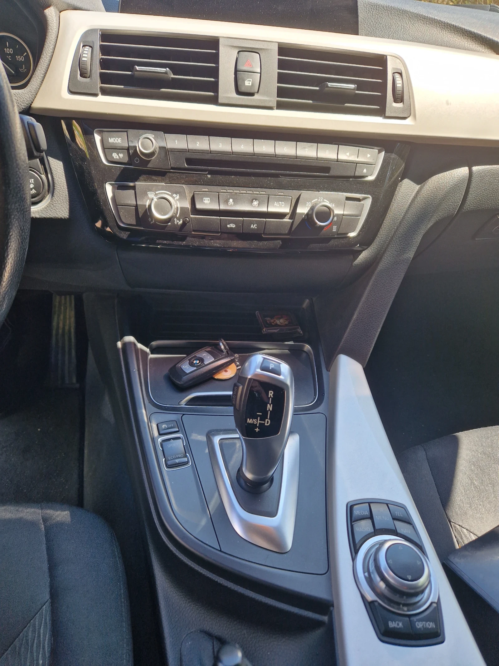 BMW 320, снимка 7 - Автомобили и джипове - 54856512