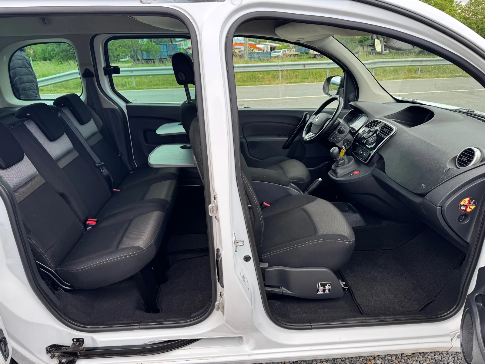 Renault Kangoo 1.5DCI* 2018г* Климатик* Германия* , снимка 12 - Автомобили и джипове - 54899033