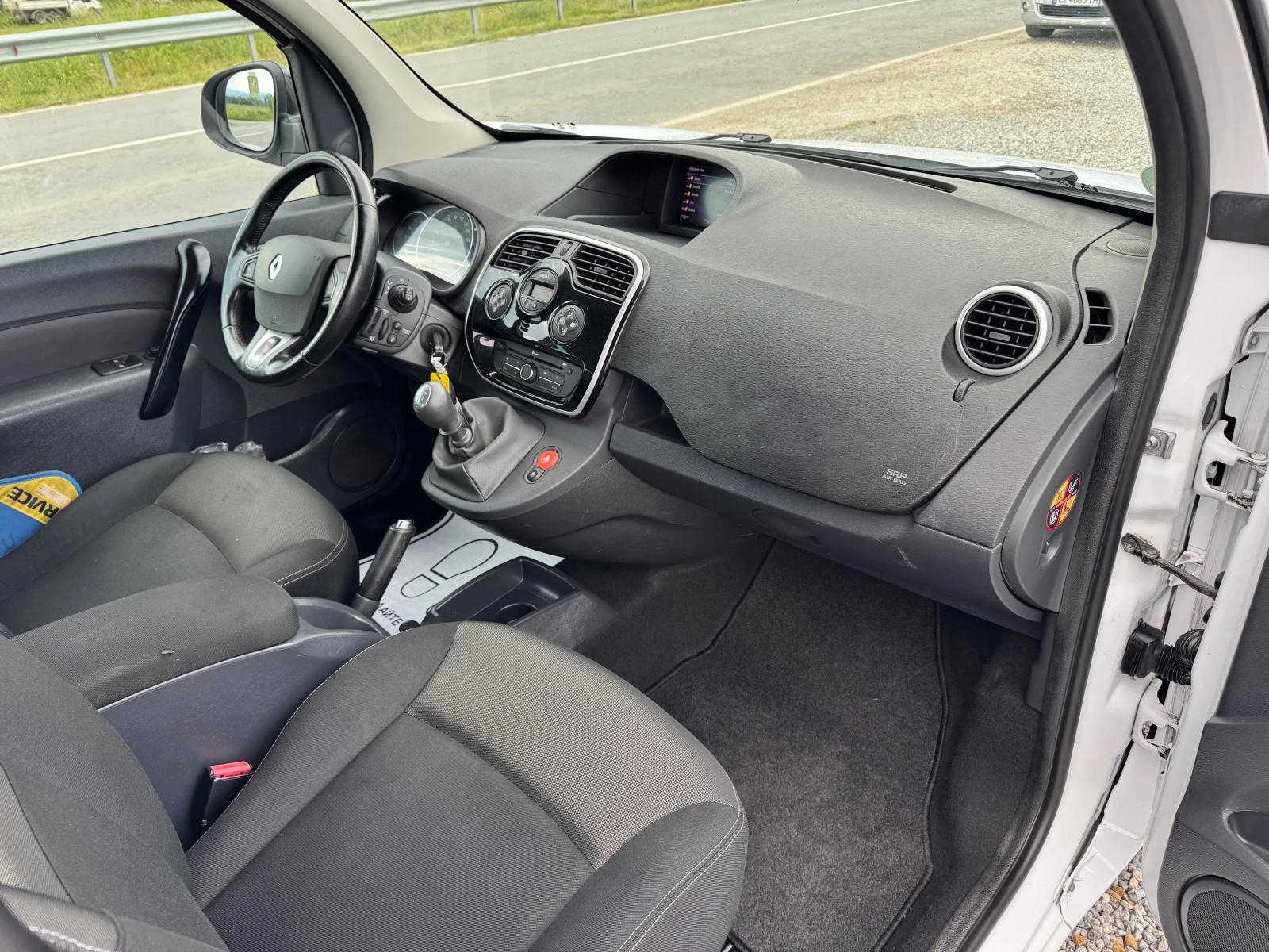 Renault Kangoo 1.5DCI* 2018г* Климатик* Германия* , снимка 10 - Автомобили и джипове - 54899033
