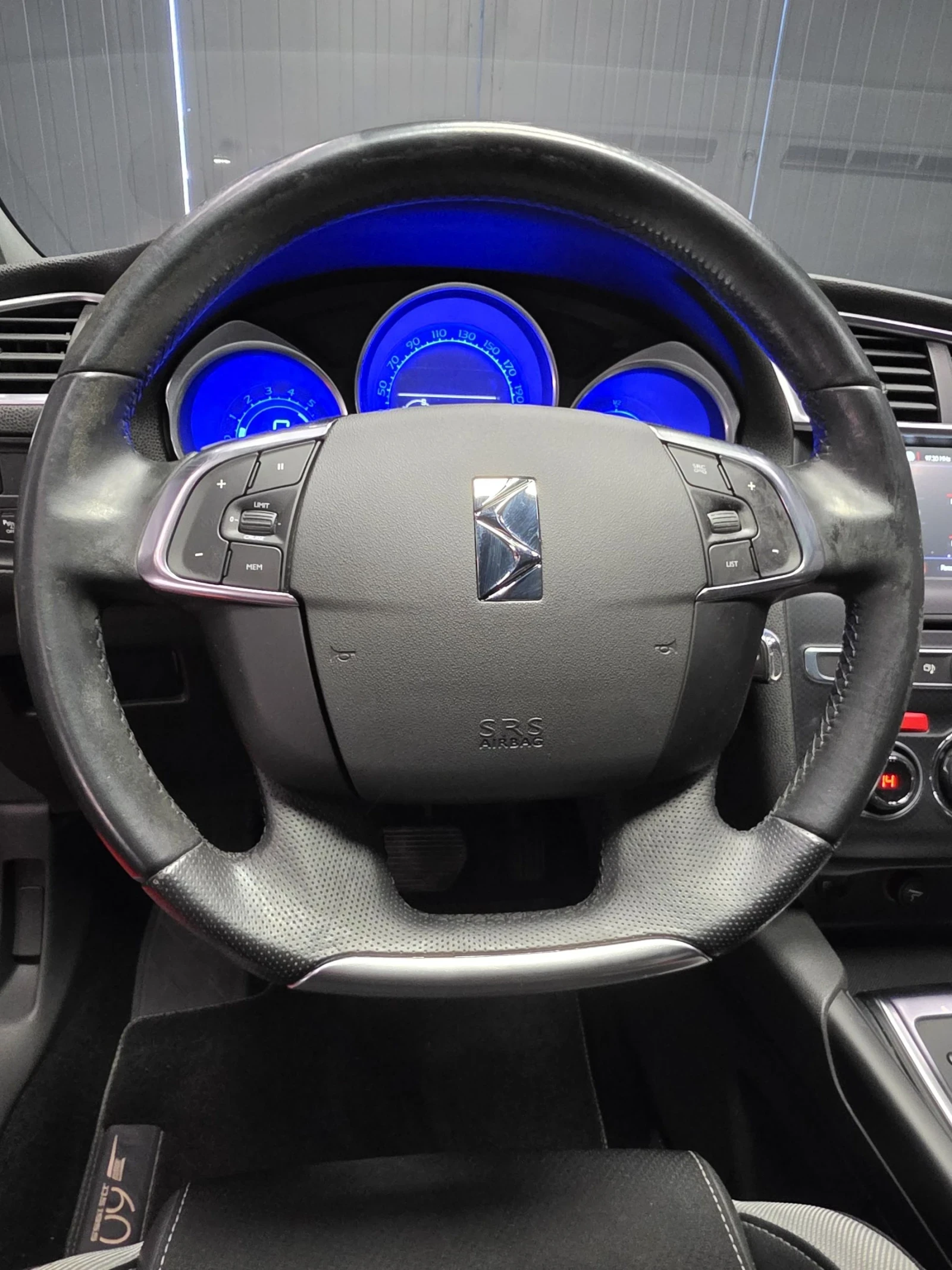 Citroen DS4 1.6HDI* АВТОМАТ* DS1995/60* TOP* PARKASSIST* ПОДГР, снимка 7 - Автомобили и джипове - 55235219
