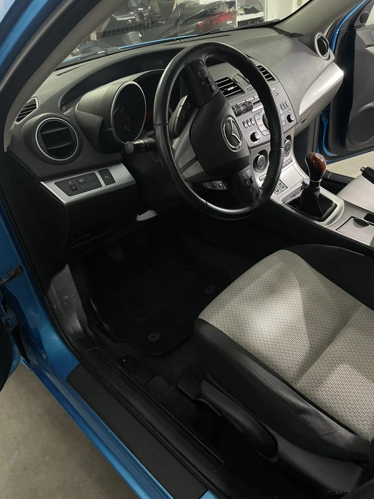 Mazda 3 | Mobile.bg � ����������� 7