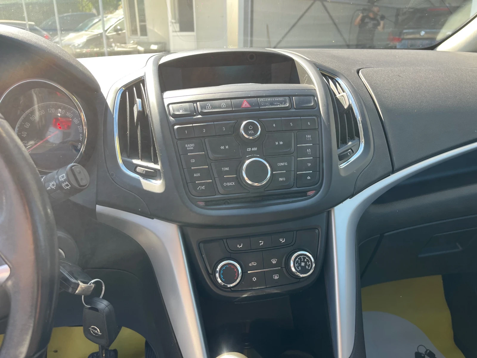 Opel Zafira 1.6 , снимка 11 - Автомобили и джипове - 55670944