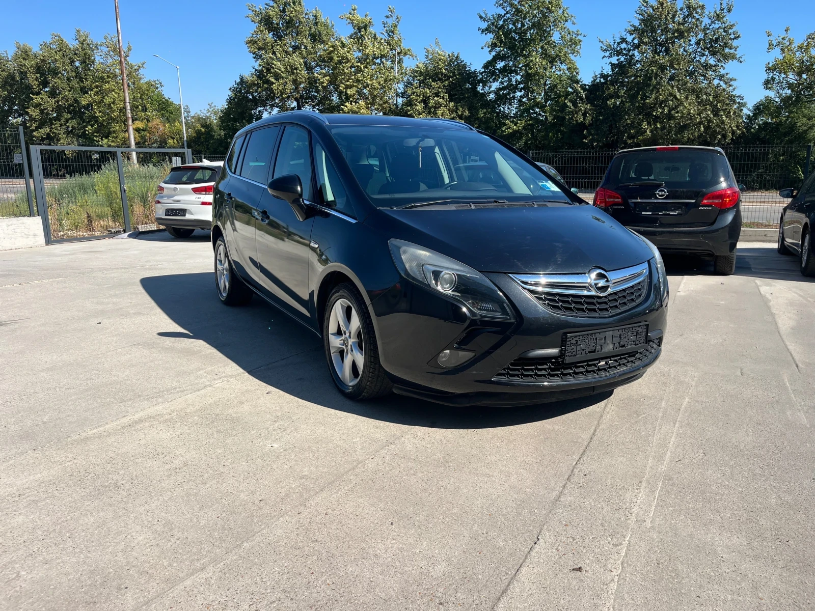 Opel Zafira 1.6 , снимка 2 - Автомобили и джипове - 55670944