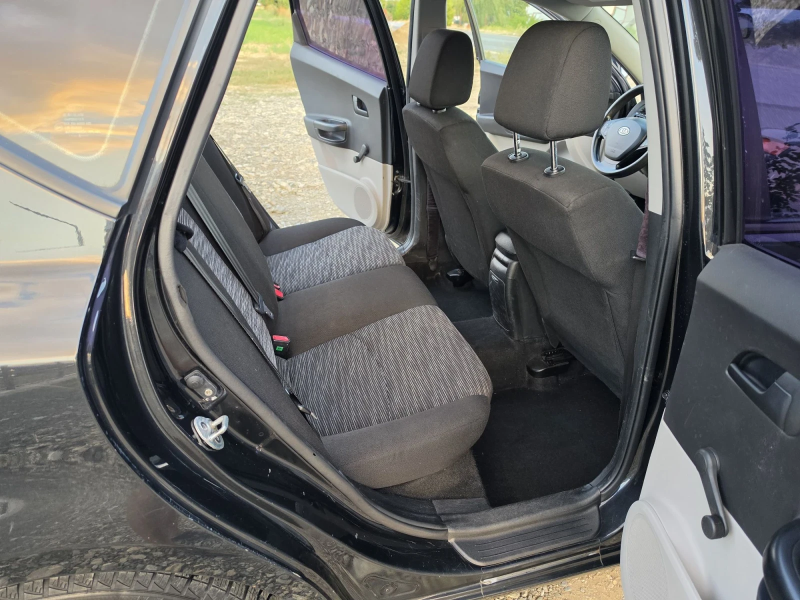 Kia Ceed 1.4i 109 | Mobile.bg � ����������� 12