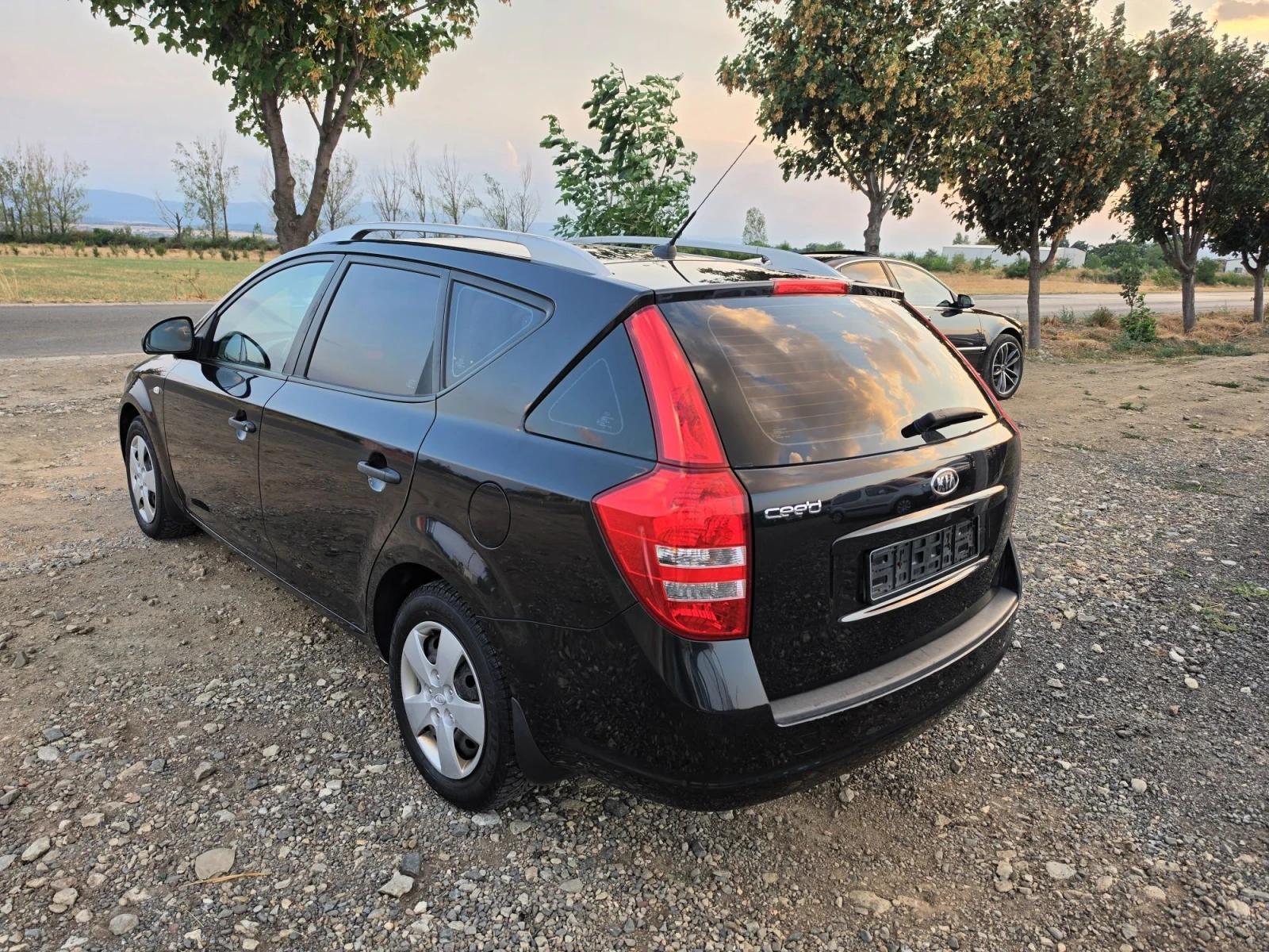 Kia Ceed 1.4i 109 | Mobile.bg � ����������� 4