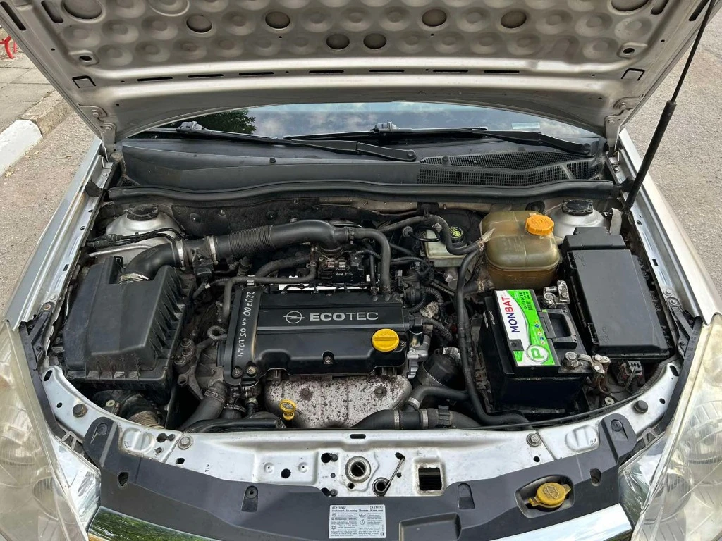 Opel Astra, снимка 9 - Автомобили и джипове - 56011408