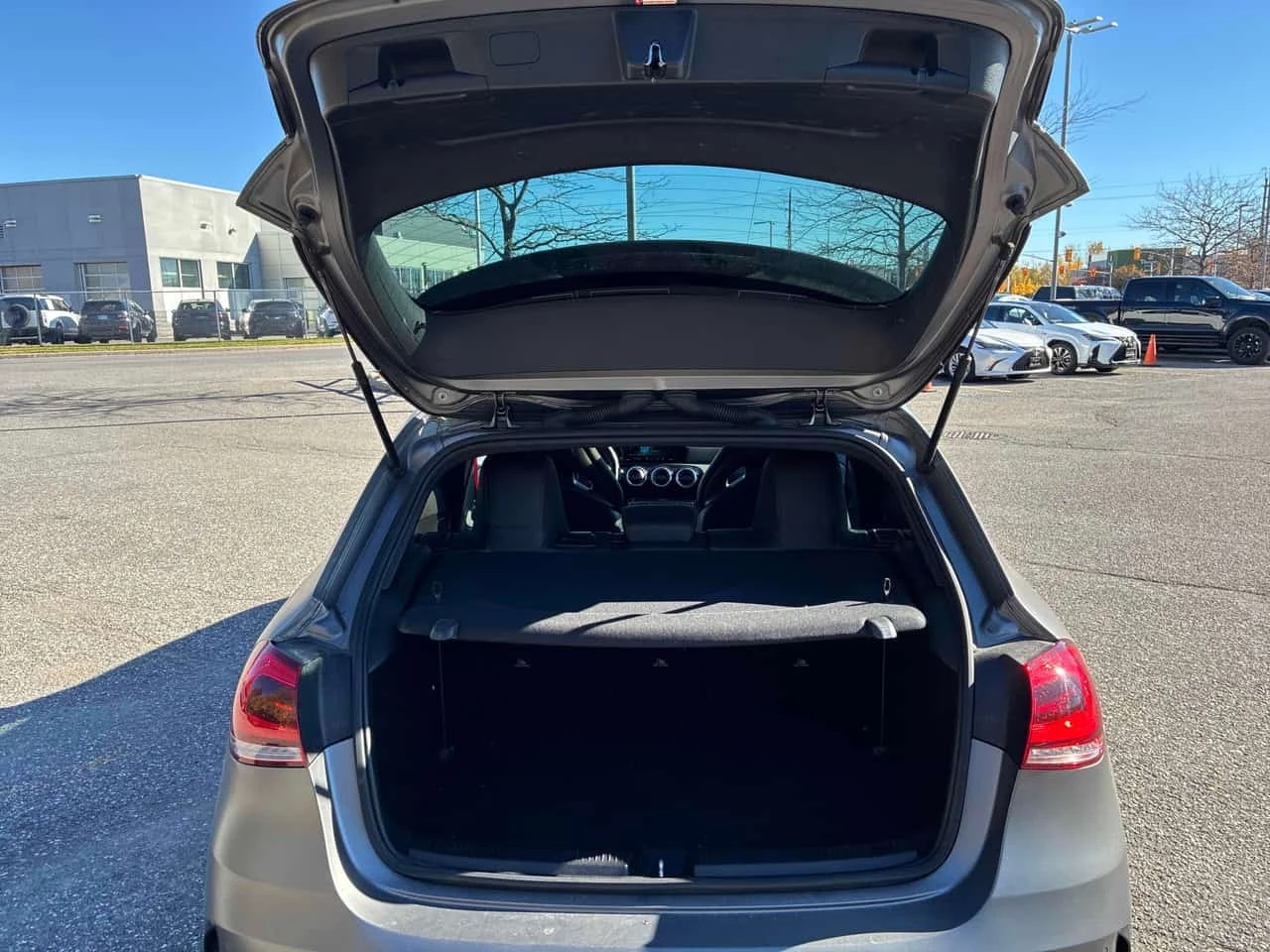 Mercedes-Benz A 35 * AMG * CARFAX * ����� �� ����������� | Mobile.bg � ����������� 14