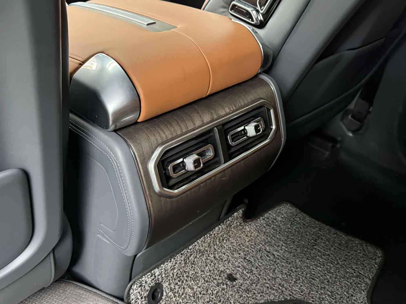 DONGFENG MHero Extended Range , снимка 16 - Автомобили и джипове - 56611180