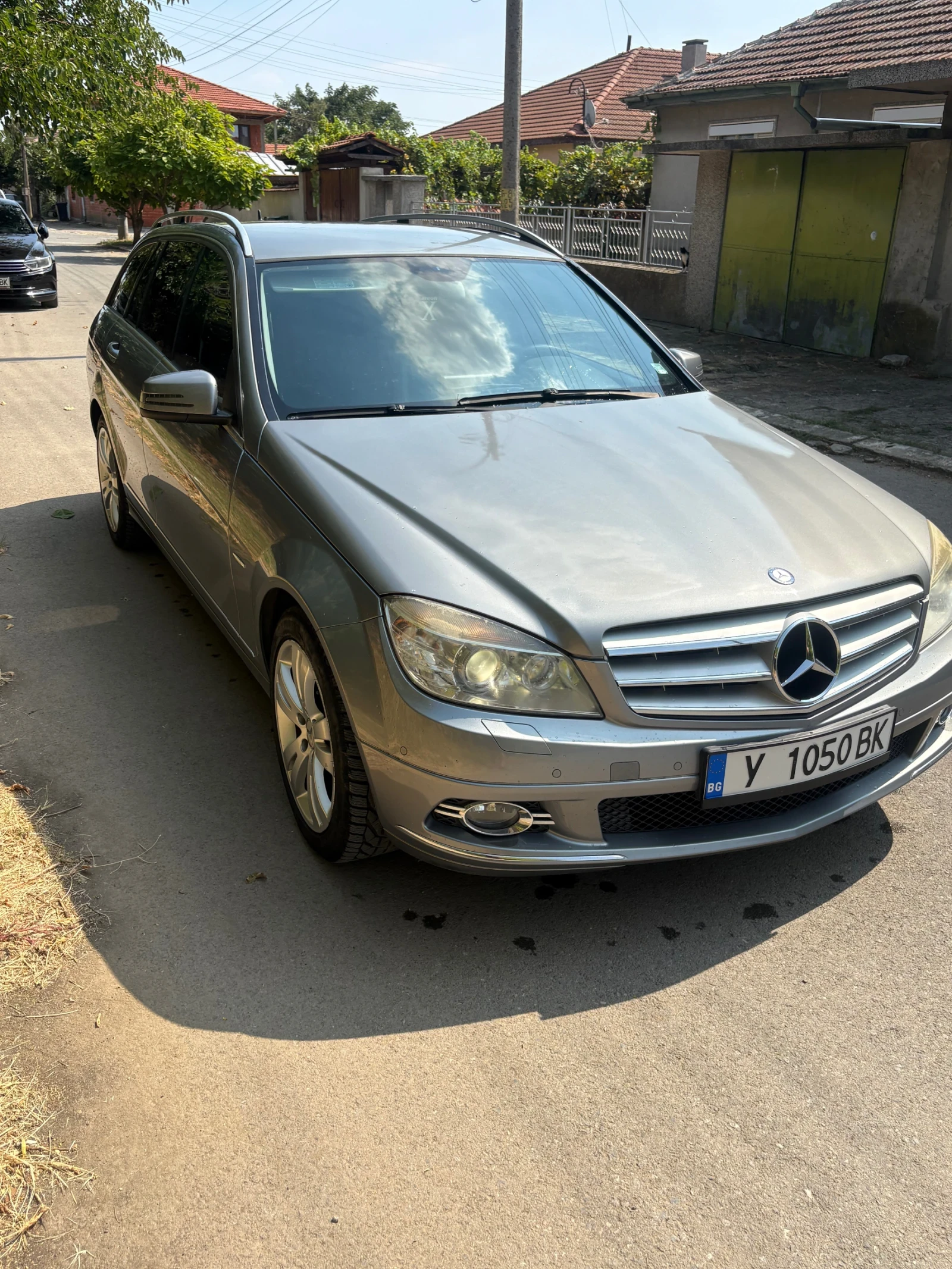 Mercedes-Benz C 220, снимка 4 - Автомобили и джипове - 56704980