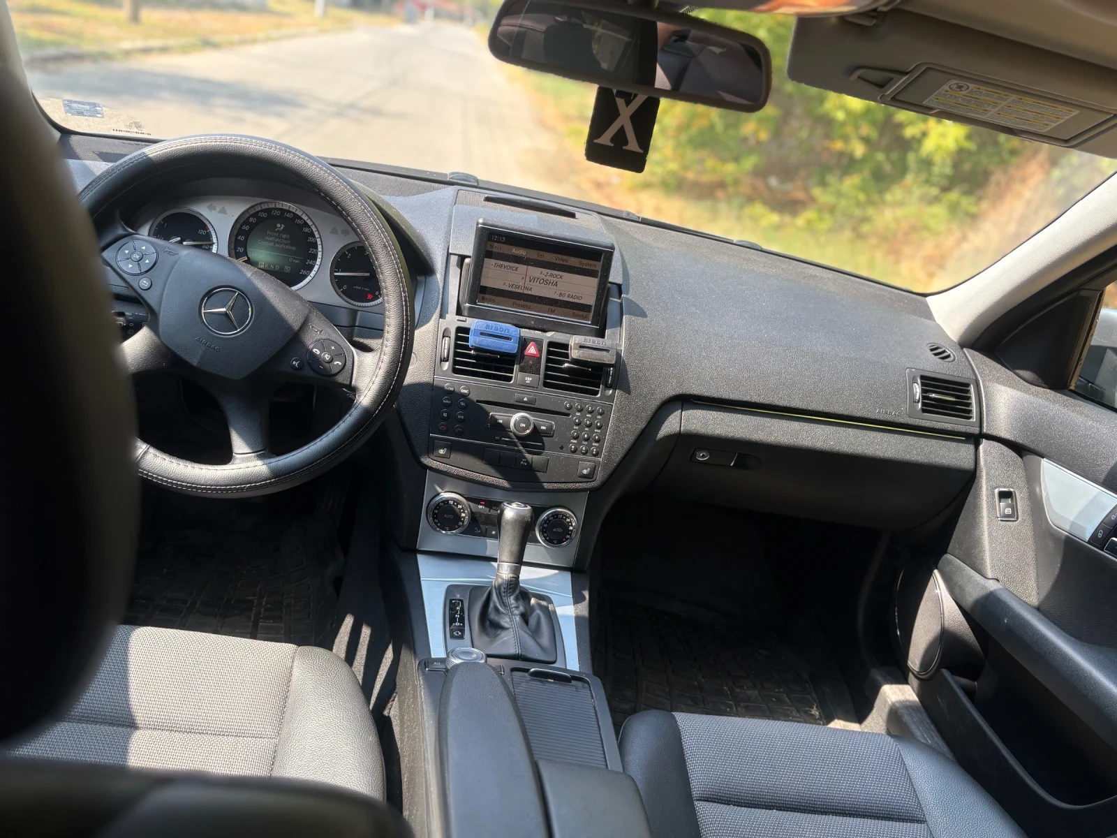Mercedes-Benz C 220, снимка 8 - Автомобили и джипове - 56704980
