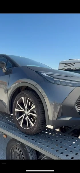 Toyota C-HR 2.0 1.8 hybrid 2025 3broq