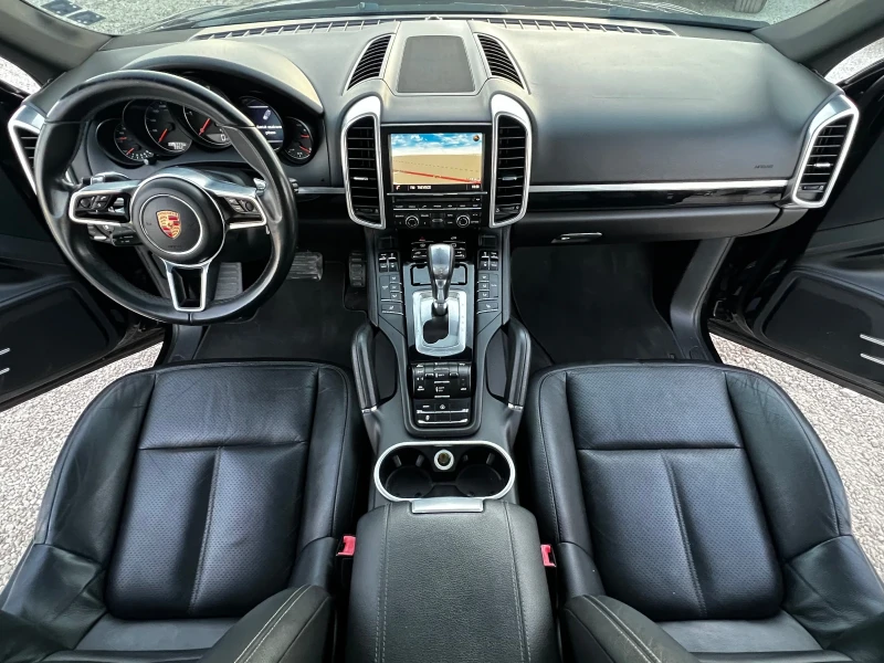 Porsche Cayenne 3.0d Panorama , снимка 6 - Автомобили и джипове - 47887058