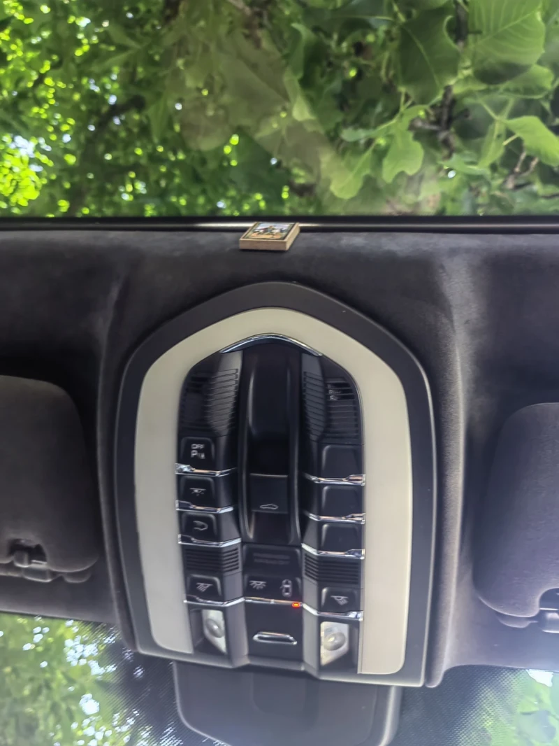 Porsche Cayenne 4800, снимка 12 - Автомобили и джипове - 52530283