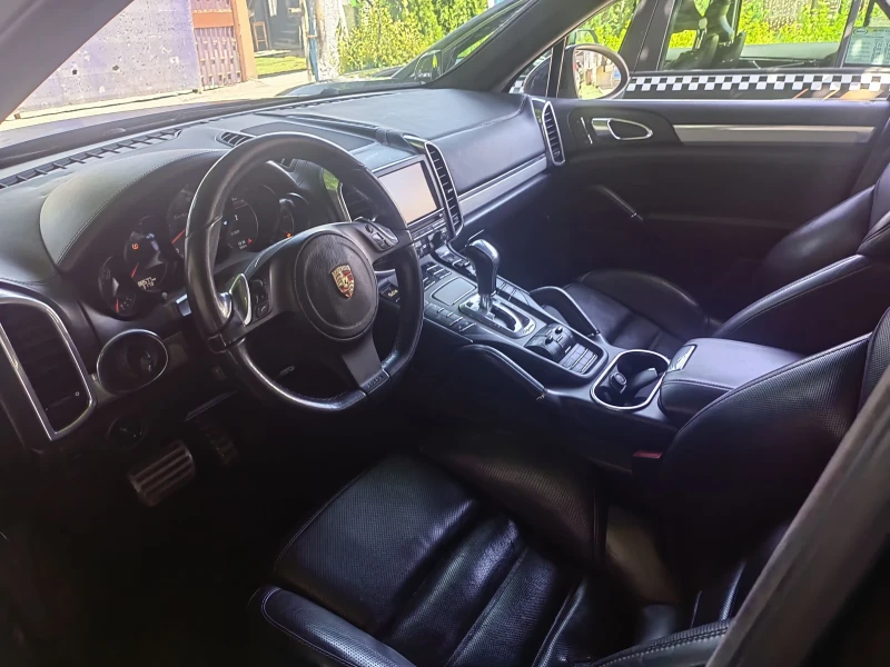 Porsche Cayenne 4800, снимка 11 - Автомобили и джипове - 52530283