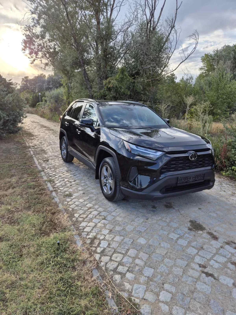Toyota Rav4 2.5l, XLE, AWD, 11000 KM, снимка 4 - Автомобили и джипове - 51375071