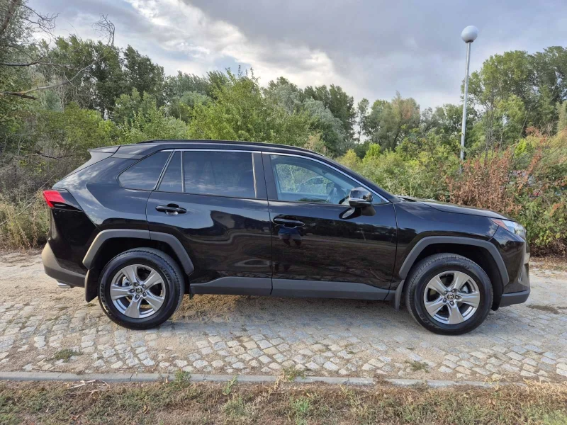 Toyota Rav4 2.5l, XLE, AWD, 11000 KM, снимка 3 - Автомобили и джипове - 51375071