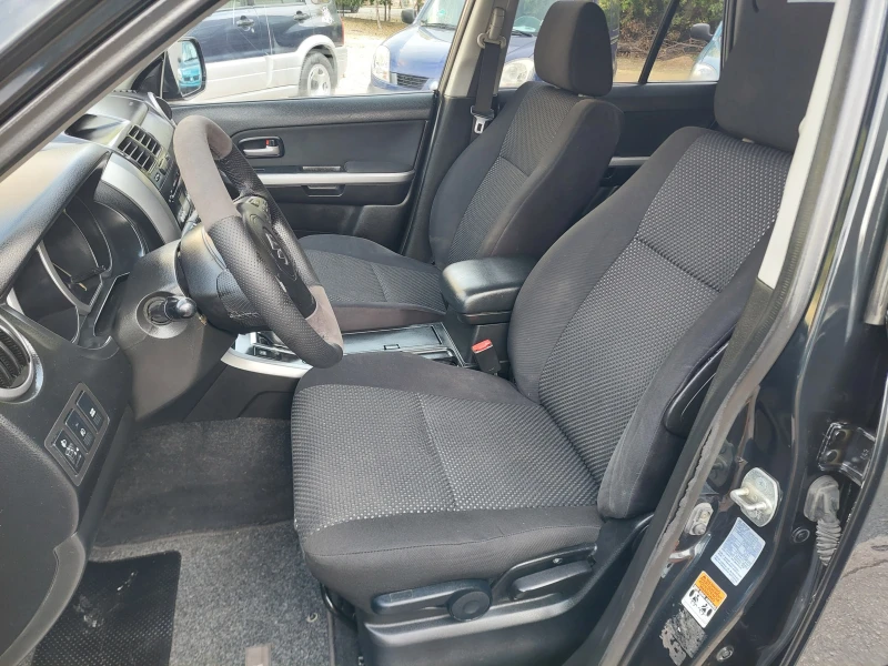 Suzuki Grand vitara 2.0i-140.kc-KEYLESS-GO-ТОП СЪСТОЯНИЕ, снимка 9 - Автомобили и джипове - 52066126