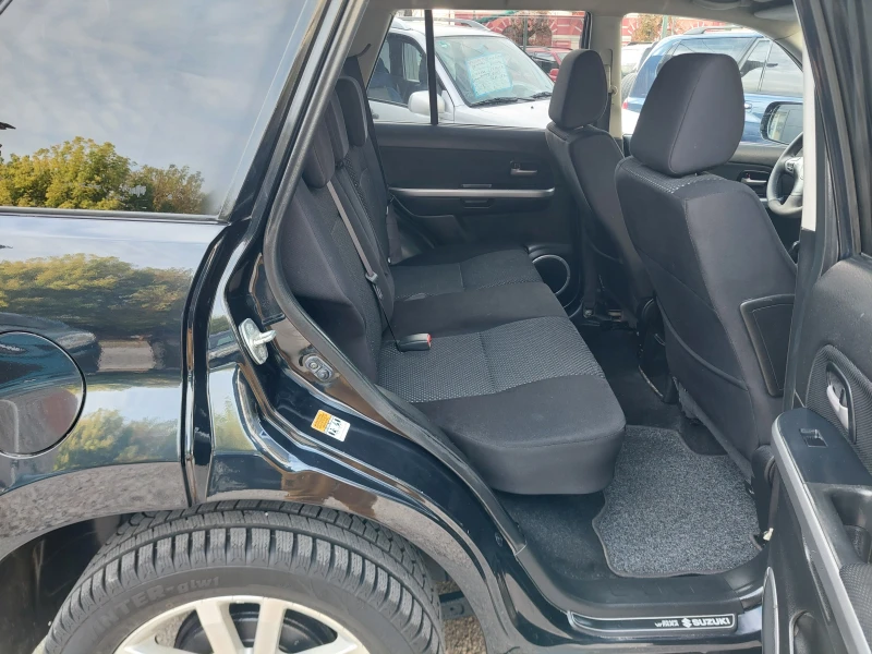Suzuki Grand vitara 2.0i-140.kc-KEYLESS-GO-ТОП СЪСТОЯНИЕ, снимка 12 - Автомобили и джипове - 52066126