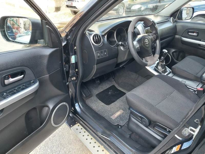 Suzuki Grand vitara 2.0i-140.kc-KEYLESS-GO-ТОП СЪСТОЯНИЕ, снимка 8 - Автомобили и джипове - 52066126