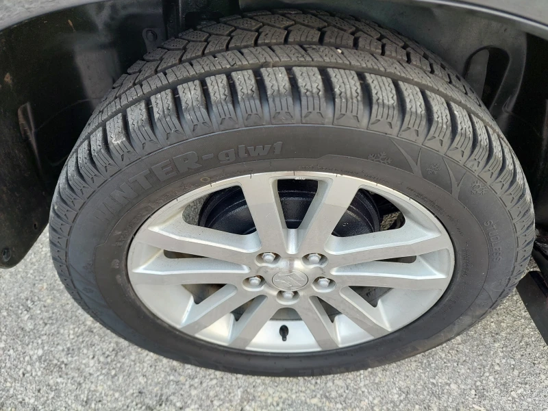 Suzuki Grand vitara 2.0i-140.kc-KEYLESS-GO-ТОП СЪСТОЯНИЕ, снимка 13 - Автомобили и джипове - 52066126