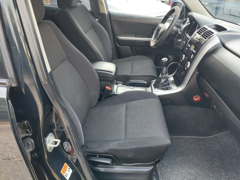Suzuki Grand vitara 2.0i-140.kc-KEYLESS-GO-ТОП СЪСТОЯНИЕ, снимка 11 - Автомобили и джипове - 52066126