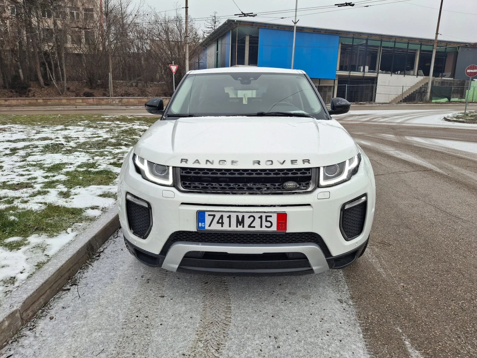 Land Rover Range Rover Evoque 2.0 d 4x4 R-DYNAMIC , снимка 1