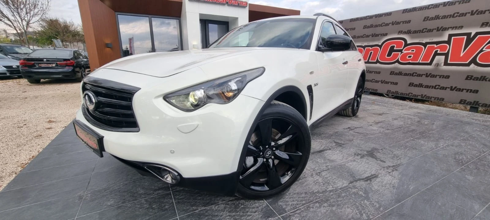 Infiniti QX70 S 4WD 3.0d - изображение 2