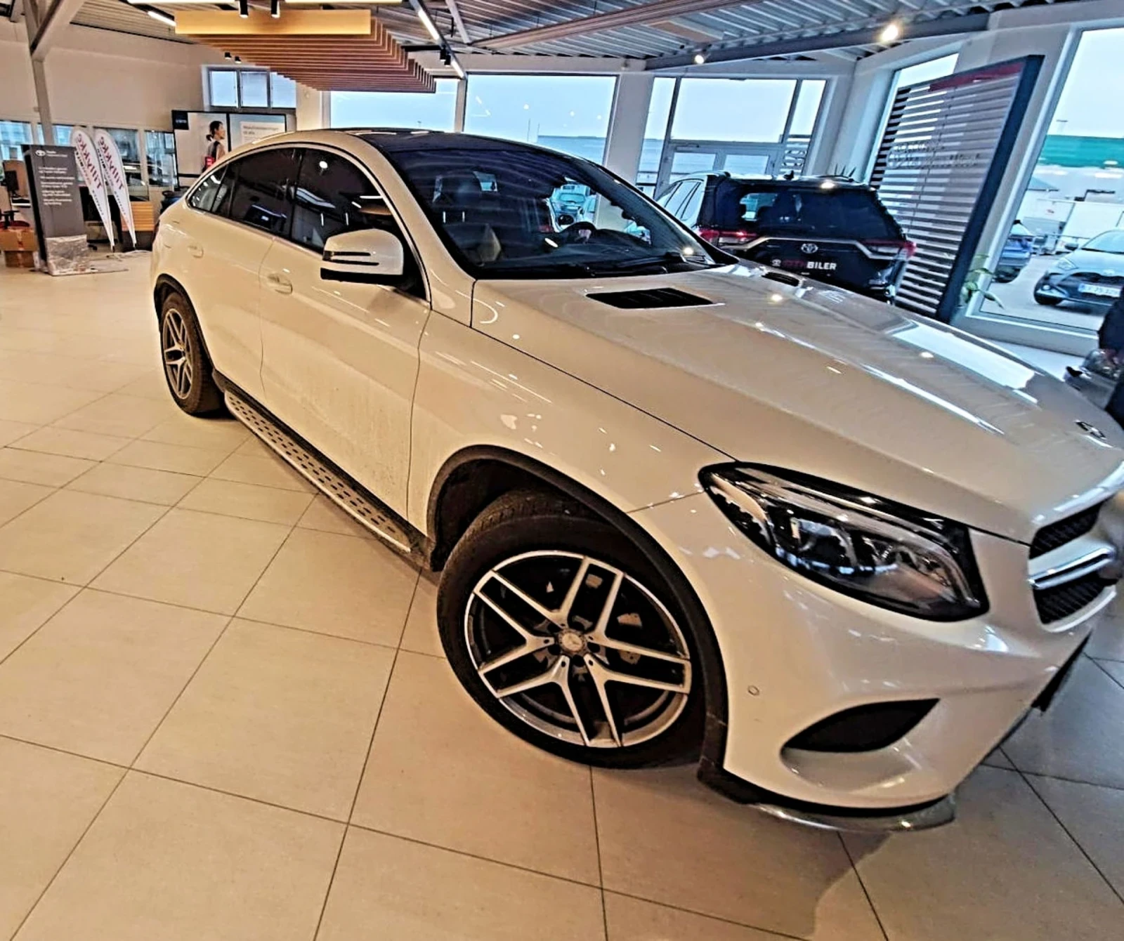 Mercedes-Benz GLE 350 ОЧАКВАН ВНОС Mercedes GLE350d AMG Line*  - изображение 3