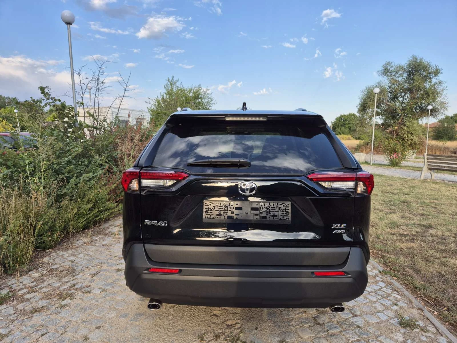 Toyota Rav4 2.5l, XLE, AWD, 11000 KM - изображение 6