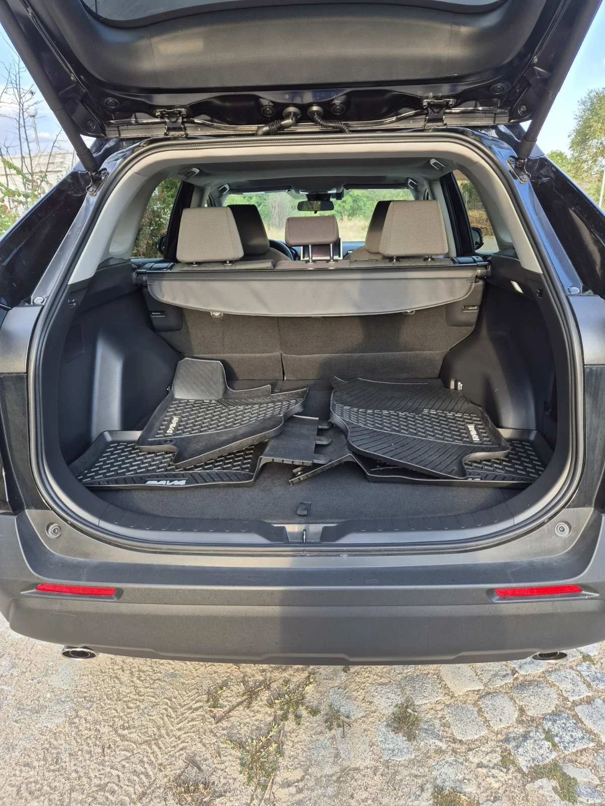 Toyota Rav4 2.5l, XLE, AWD, 11000 KM - изображение 7