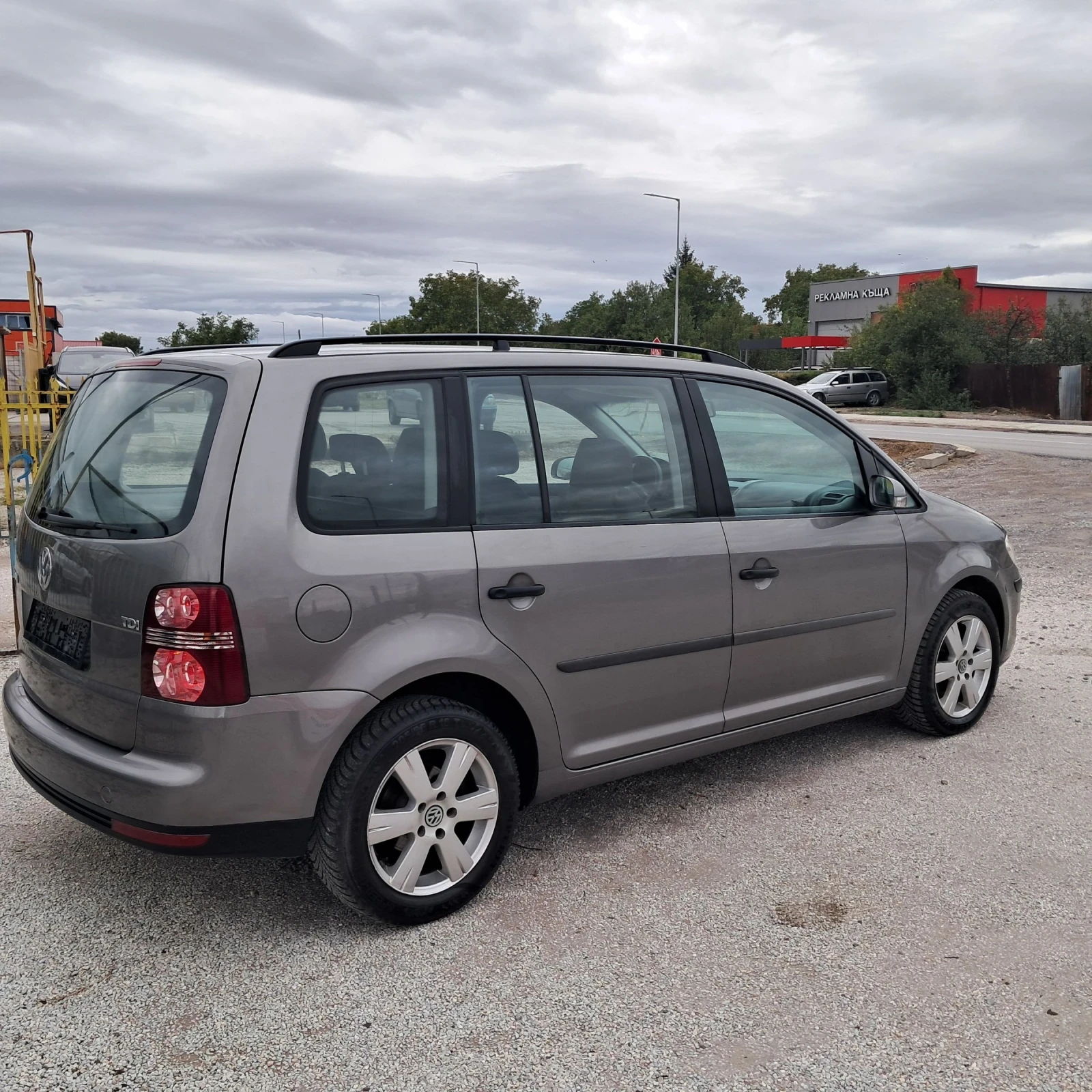 VW Touran 1.9DI | Mobile.bg   4