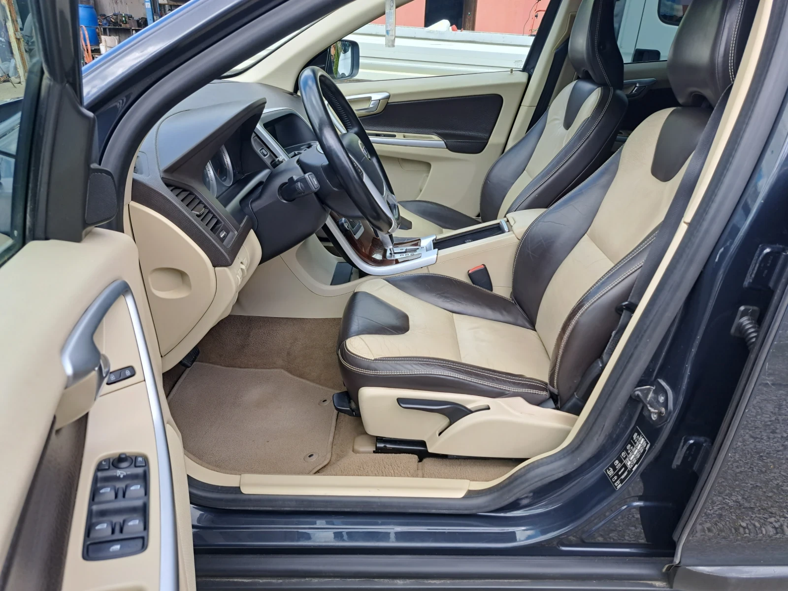 Volvo XC60 2.0 D3 163ps. FACE E5A 198�.��. TOP | Mobile.bg � ����������� 7