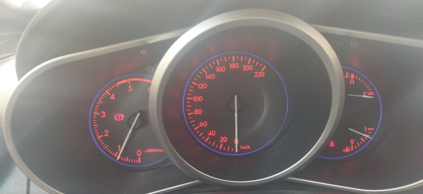 Mazda CX-7 SUV, снимка 4 - Автомобили и джипове - 54172772