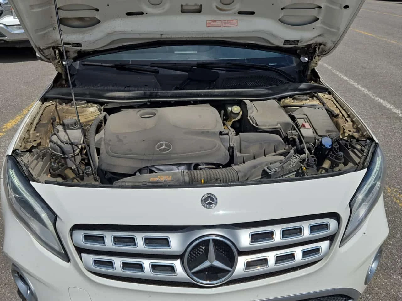 Mercedes-Benz GLA * 250 * 2 КЛЮЧА * ПАНОРАМА * ПОДГРЕВ * , снимка 6 - Автомобили и джипове - 54518369