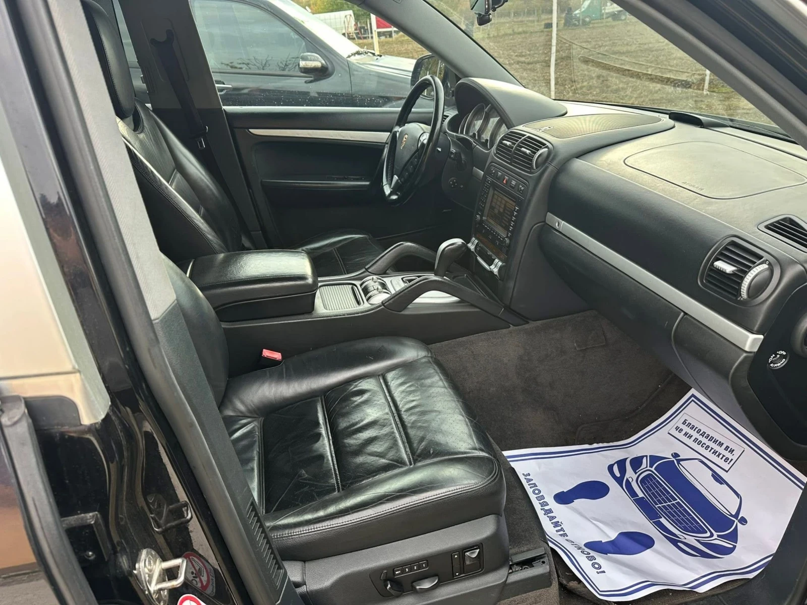 Porsche Cayenne 4.5, снимка 9 - Автомобили и джипове - 54858619