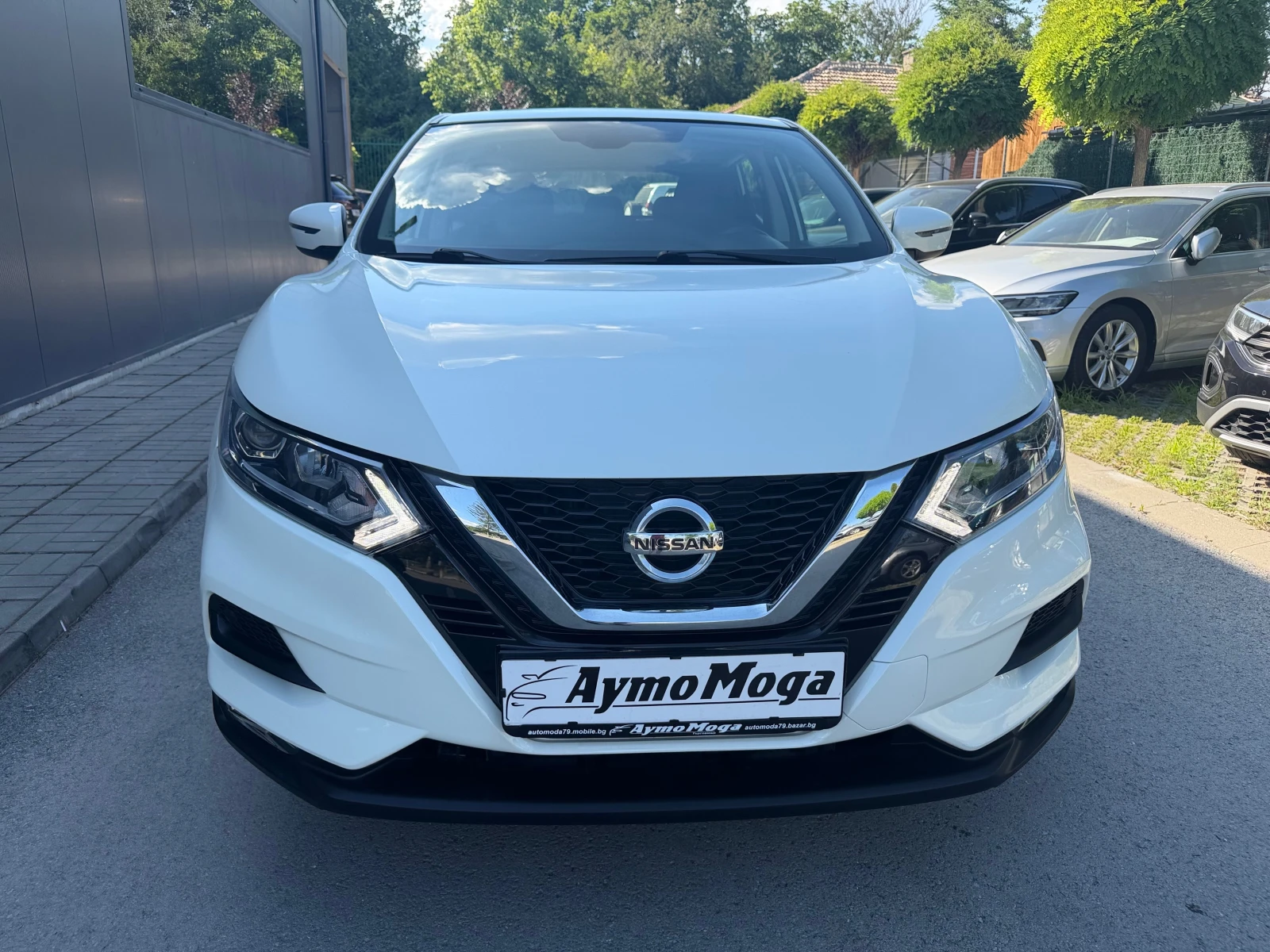 Nissan Qashqai 1.5 NAVI LED KAMERA, снимка 3 - Автомобили и джипове - 55044737