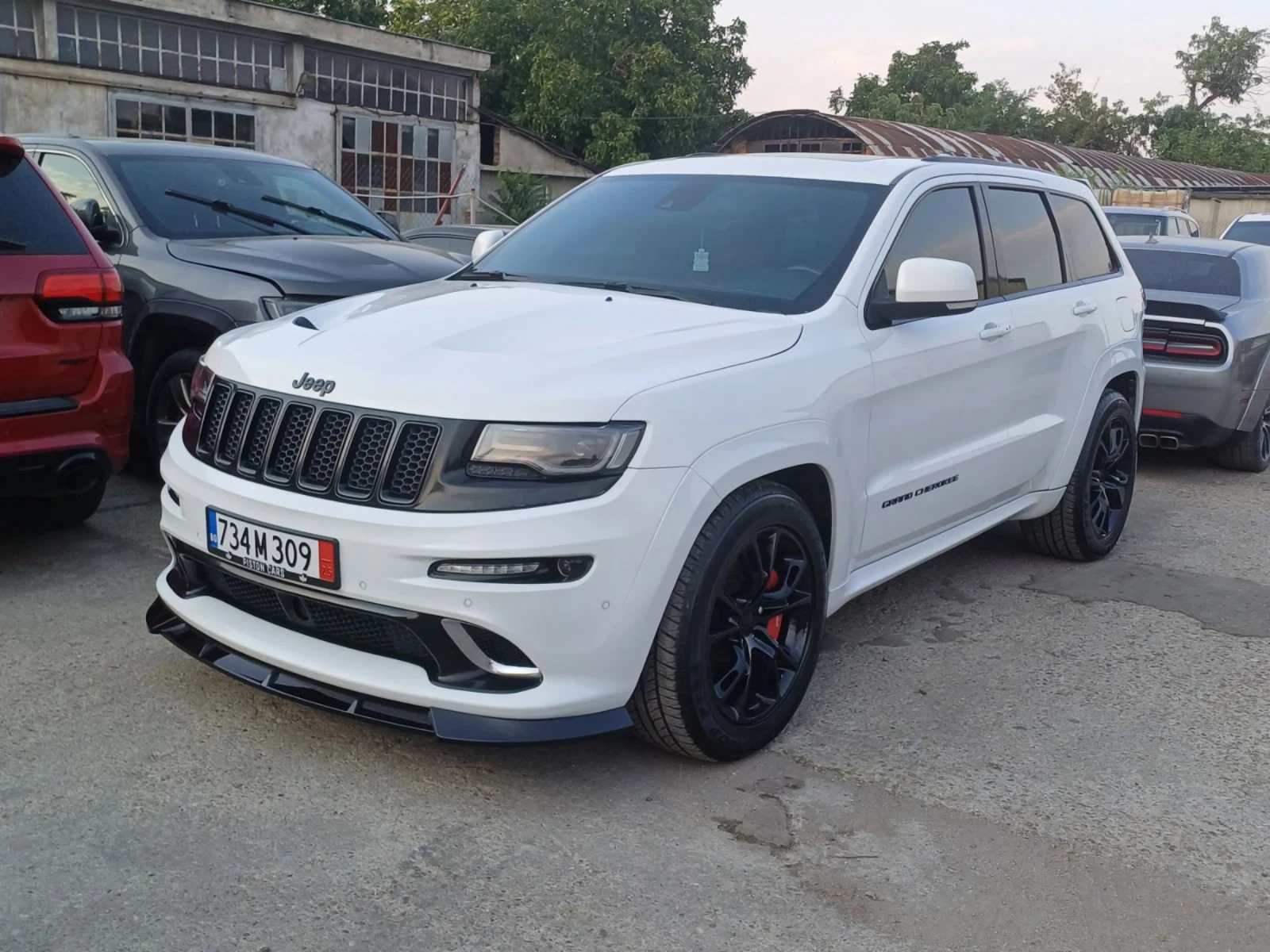 Jeep Grand cherokee SRT, снимка 5 - Автомобили и джипове - 55423480