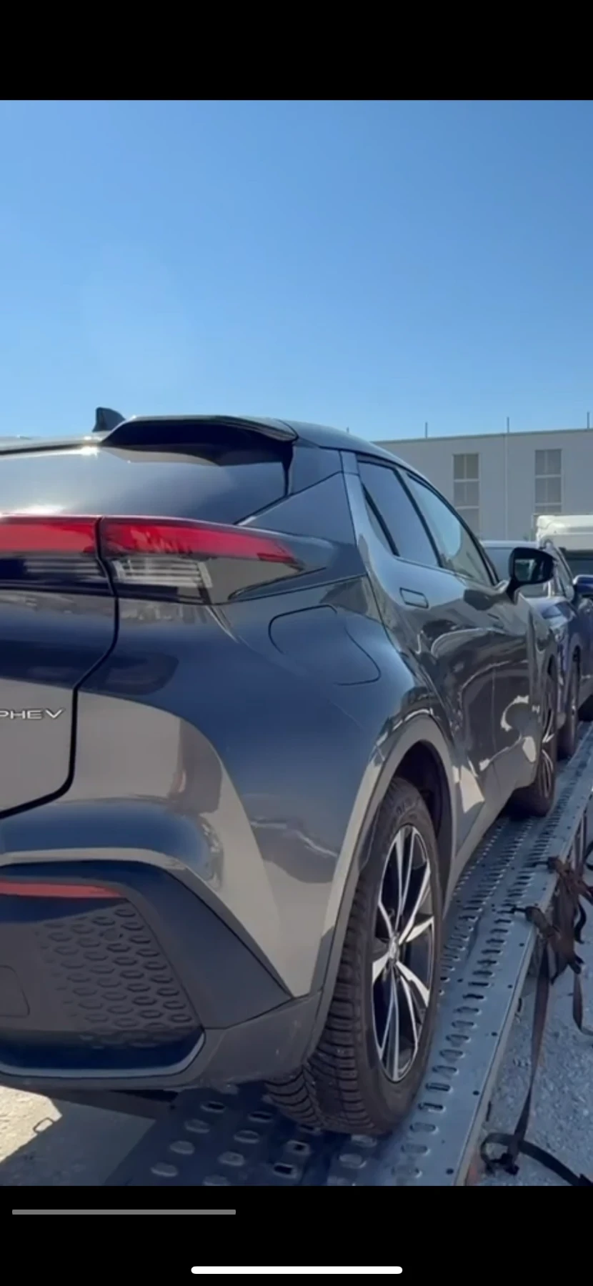 Toyota C-HR 2.0 1.8 hybrid 2025 3broq | Mobile.bg � ����������� 2