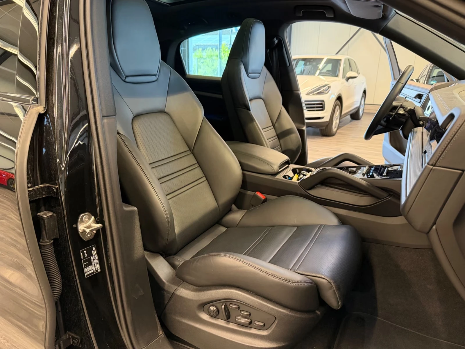 Porsche Cayenne COUPE/BLACK EDITION/BOSE/HUD/CHRONO/360/AHK/ | Mobile.bg � ����������� 12