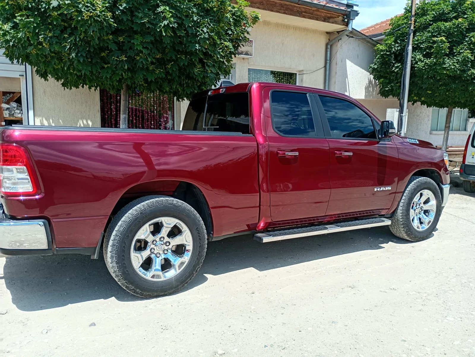 Dodge RAM 1500, снимка 3 - Автомобили и джипове - 56638256